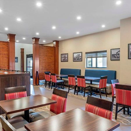 Comfort Suites West Indianapolis - Brownsburg Buitenkant foto