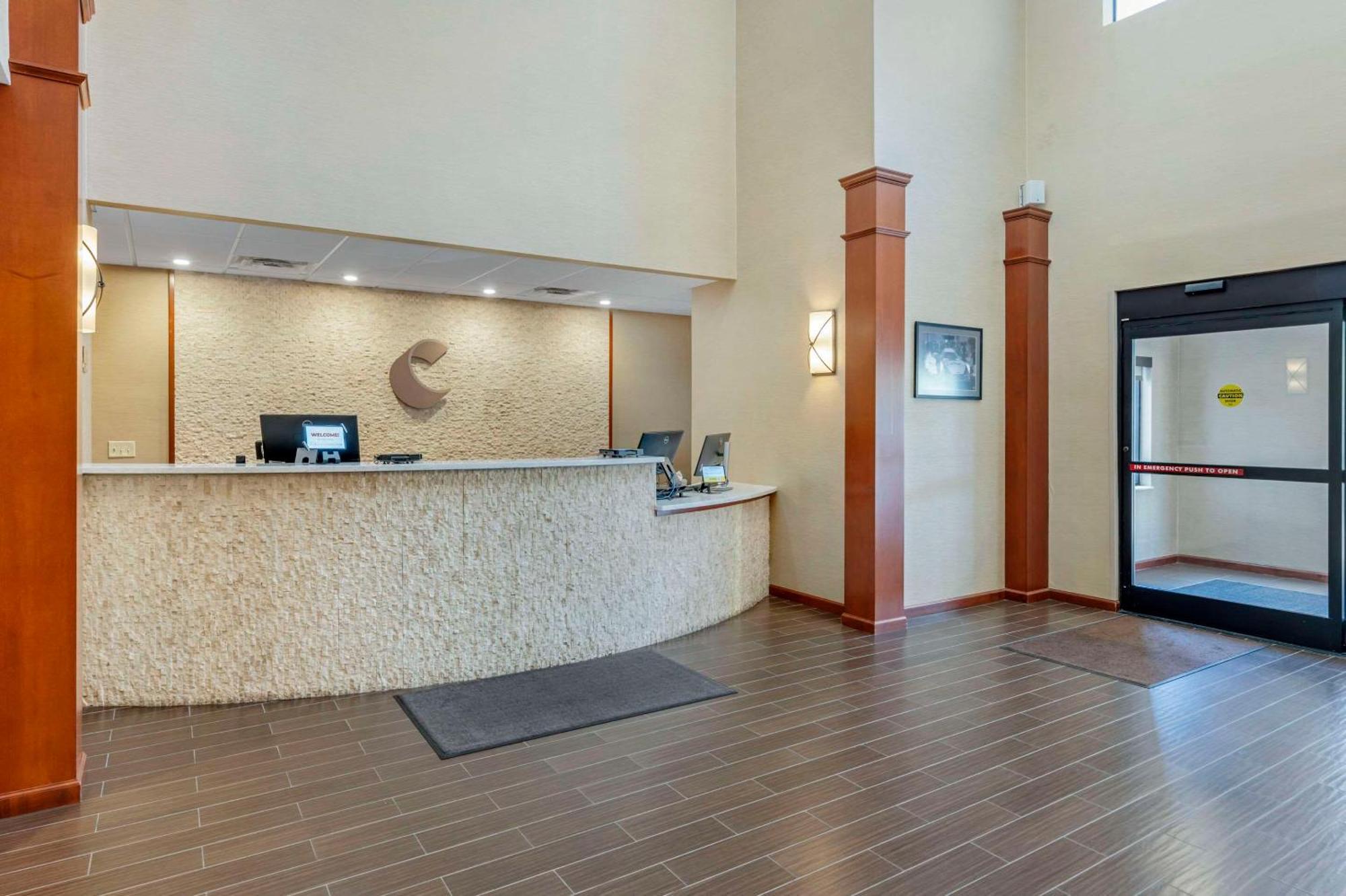 Comfort Suites West Indianapolis - Brownsburg Buitenkant foto