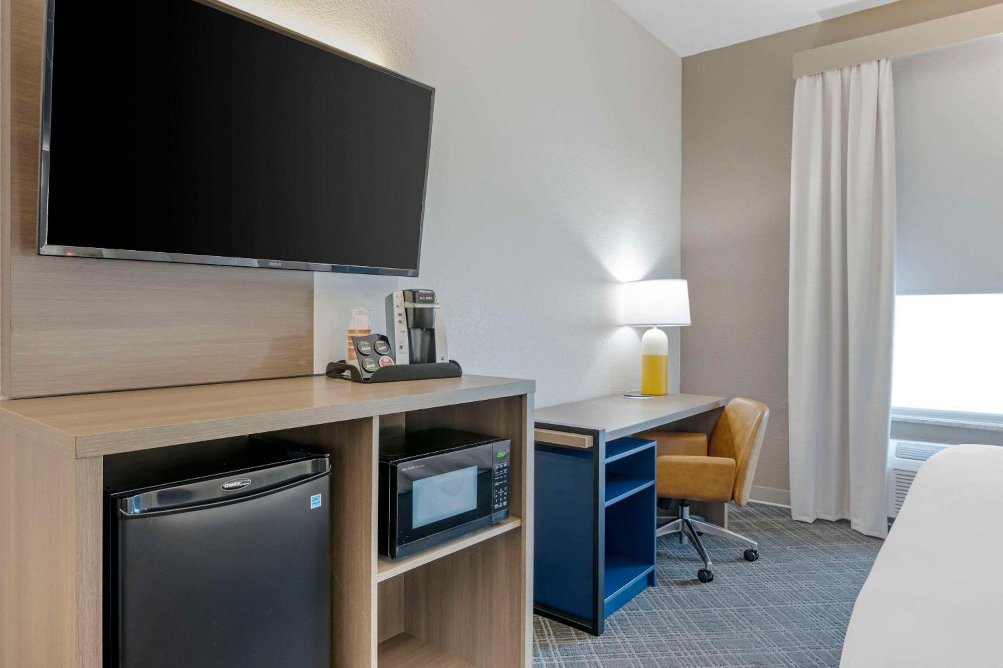 Comfort Suites West Indianapolis - Brownsburg Buitenkant foto